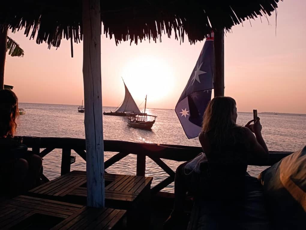 Hotel en barco Dreamer's Island Floating Bungalows